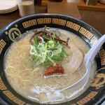 マルハチらーめん 桜町店 - 赤ラーメン！