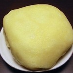 Hotei ya - 蒸しパン表面