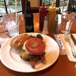 122061920 - ナイフ・フォークが丁寧ですね。流石女性人気！