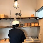 ル・ミトロン食パン - 午後12:40頃　売り切れの商品が多数出ています