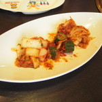 和牛処 助春 - キムチ・・自家製っぽい味　辛さ控えめ