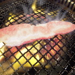 和牛処 助春 - 特上バラも、炙る感じで・・・焼き過ぎ厳禁！