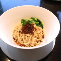 中国菜 老四川 飄香 銀座三越店 - 汁なし担々麺