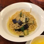 ホテルトラスティ - ペペロンチーノというかペペロンチーノ風。