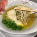 黄金の塩らぁ麺 ドゥエ イタリアン - 