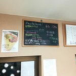 洋惣菜 亀洋 - ランチもあります