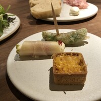 ERUTAN RESTAURANT BAR - 