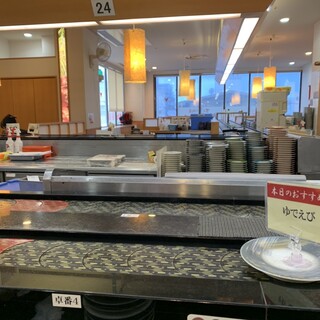 廻転寿司 まぐろ問屋 やざえもん_2