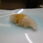 鮨 なんば - 1週間寝かせた大分産城下鰈(36℃/19℃)