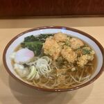 そばの神田 東一屋 - アサソバビンボー！　
      朝そば＋えびかき揚げ！