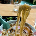 一平食堂 - 麺リフト