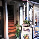 西インドスパイス ガヤバジ - 店舗は２階！