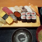Sushi Izakaya Umifuku - 握り寿司ランチ  800円
