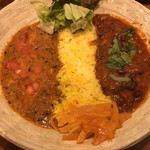 SPICY CURRY 魯珈 - 