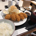 横濱屋本舗食堂 - 