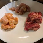 ホルモン焼肉 ちばず七輪 - 晩酌セット３品（「ちばずチキン」・カルビ・しまちょう）