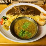 カレーのぼんチョビ - 