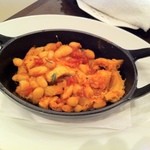 トラットリア コルポ デラ ストレーガ - トリッパと白インゲンのトマトソース煮込み