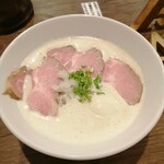 麺～leads～なかの 天理店 - 特製TORI白湯ラーメン1080円
