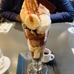 神楽坂 ラウンジ&バー サロンドラリアンス - 