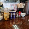 らぁ麺のぉ店 三色 - 料理写真:カウンターの卓上