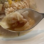 ナベノ-イズム - ・La Amadai
       シェフ渡辺の冬のスペシャリテ 山口産萩直送釣り
       甘鯛 鱗付きで香ばしく焼き、百合根と高知産100年
       枯木ゆずのナージュ