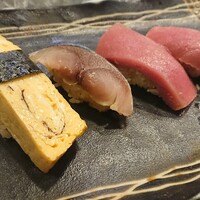 寿司勝 - 鮪、〆鯖、玉子
