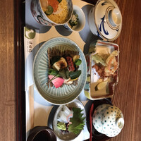 津田楼 -  津田楼 -