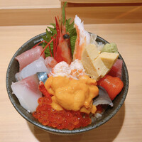 蟹鮨 加藤 札幌店 - 特選海鮮丼 2500円
