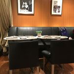 ブルガリ イル・カフェ - 店内