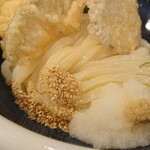 本格手打うどん おか泉 - ひや天おろし うどんアップ