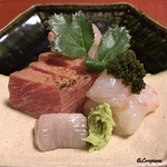 御料理 寺沢 - 本鮪ﾄﾛ焼霜､鮃､同 縁側､本ﾎﾞﾀﾝ海老､同 卵