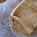 食パン（変形してしまった）