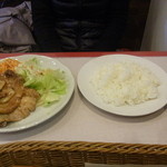 レストラン アライ - ガーリックチキンステーキ700円　