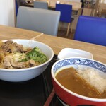 Yoshinoya - カレーとサラダ❣️