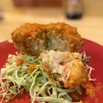 おき野 - カニクリームコロッケ 紅ズワイソース