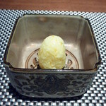 日本料理 晴山 - じゃが芋のハリハリ・とびこ入り