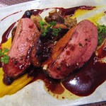 ビストロ ダイア - 北海道産スノーホワイトチェリーバレー鴨のロースト