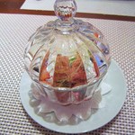 ビストロ ダイア - キングベリーを使用したイチゴの本物のアイスクリーム