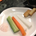 餃子の店 もも - 料理写真:野菜スティック