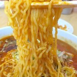 桃光 - 四川風担々麺 麺にスープが絡みます