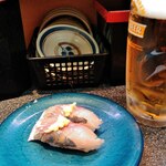 大江戸 - 釣のアジだとっめっちゃ甘くてわさび醤油でゴハンで食べるとスッゴいおいしい。お酒いらない。これは多分釣りじゃ無いけど。(笑)