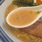 らーめん琴海 - スープ