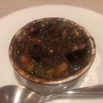 restaurant Noël - サザエのブルゴーニュ風。