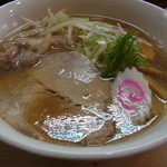 Marushuu - ラーメン（塩スープ）