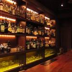 サロン ドゥ バー ビス - ②店内カウンター