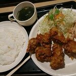 音吉やきとり - 唐揚げ定食