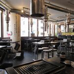 ホルモン焼肉 せなや - 店内ほぼ全景(2019/12/18撮影)