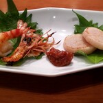 鉄板焼 やまおか - 車海老、ホタテ、チリソース