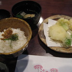 萌えぎ - 揚げ物＆ご飯＆吸い物（ホタテの天ぷら）